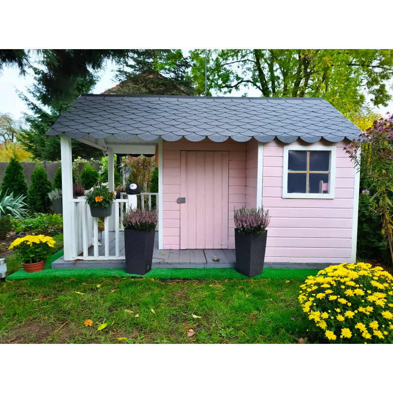 Drewniany Domek Ogrodowy Dla Dzieci Szymon na Platformie Scenie