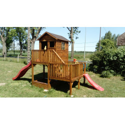 Drewniany domek ogrodowy dla dzieci - Hubert z długim ślizgiem