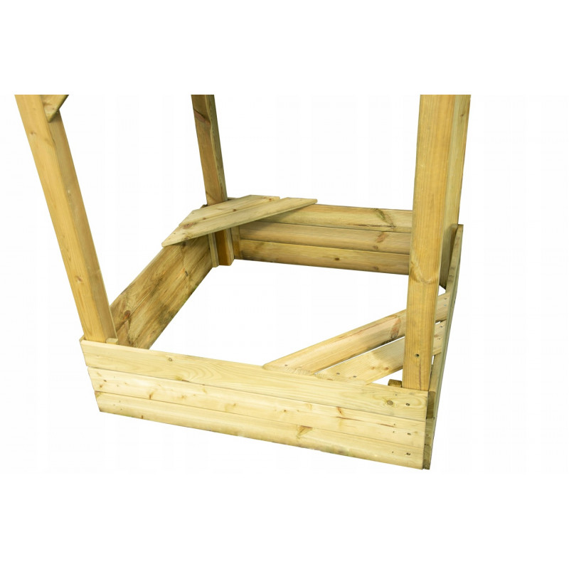 Plac zabaw Hania drewniany z huśtawką, ślizgiem i liną wspinaczkową