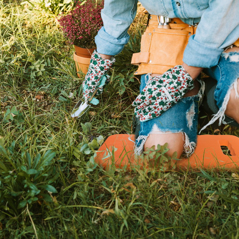 Zestaw Narzędzi Ogrodowych 4 Części Łopatka Pazurki Sekator Mata Piankowa