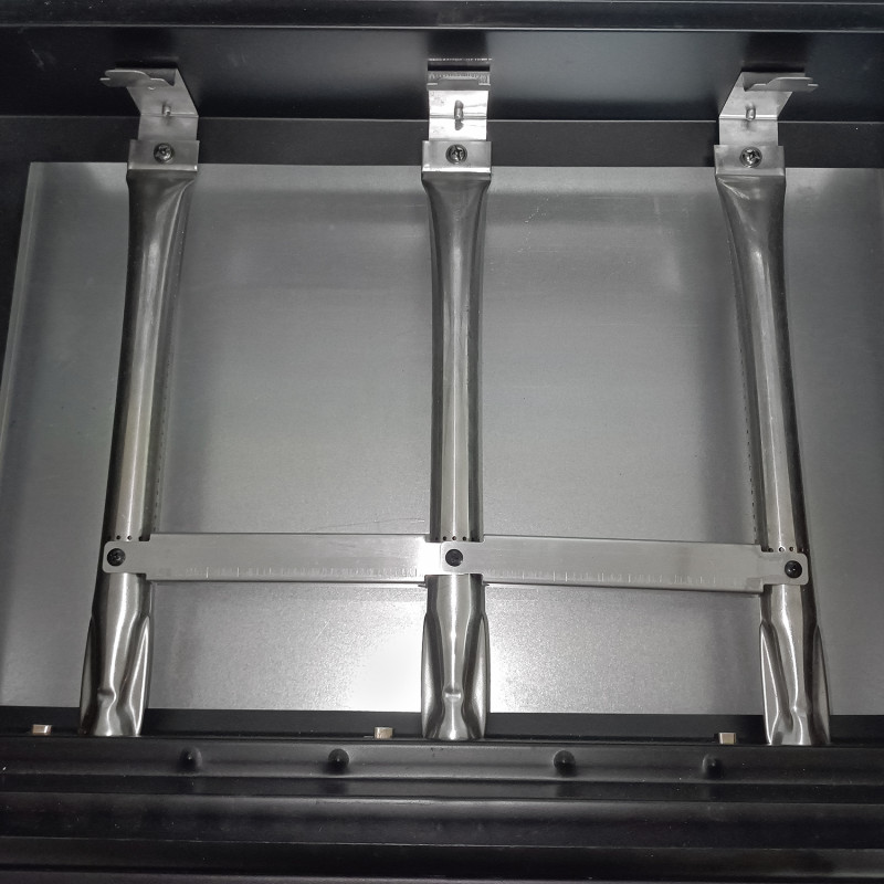 Grill gazowy HEATWAVE 3+1 LED żeliwny ruszt 11.9kW ogrodowy 113,4×49,2×109,4 cm